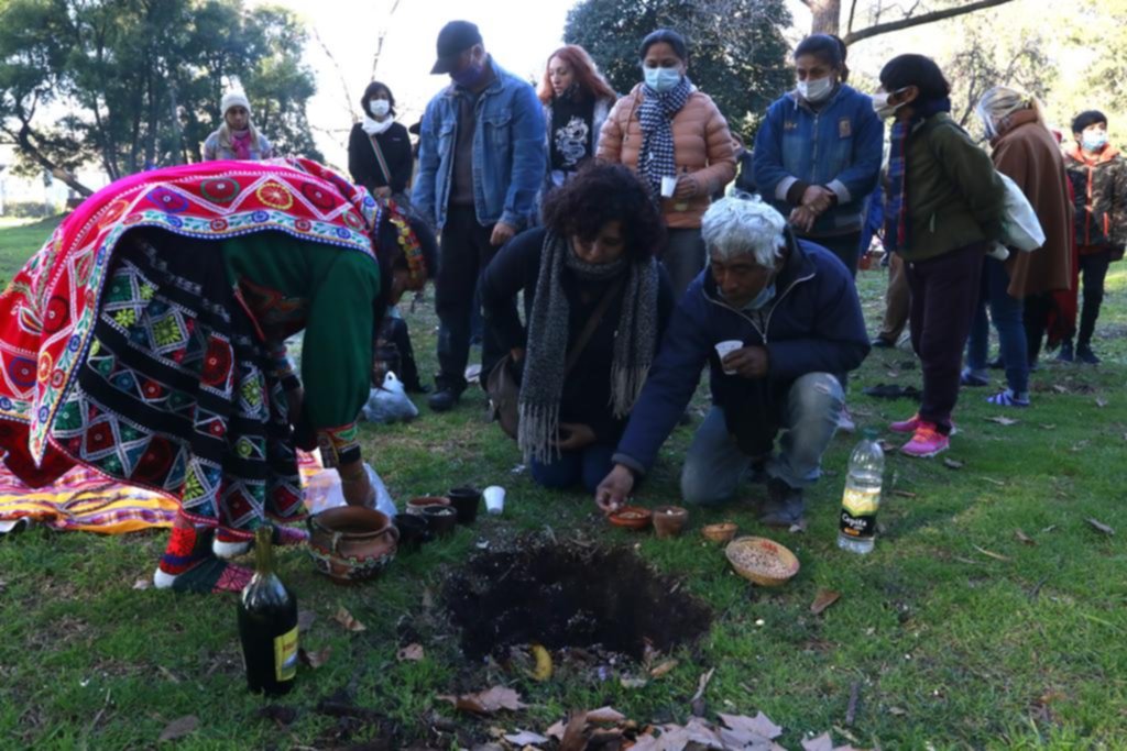 En La Plata le rindieron honores a la Pachamama