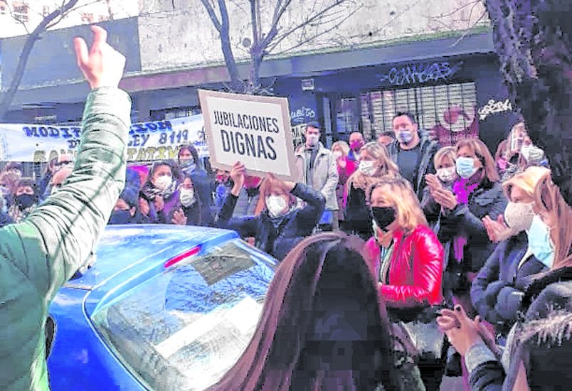 Odontólogos jubilados califican de “irrisorio” el aumento de los haberes