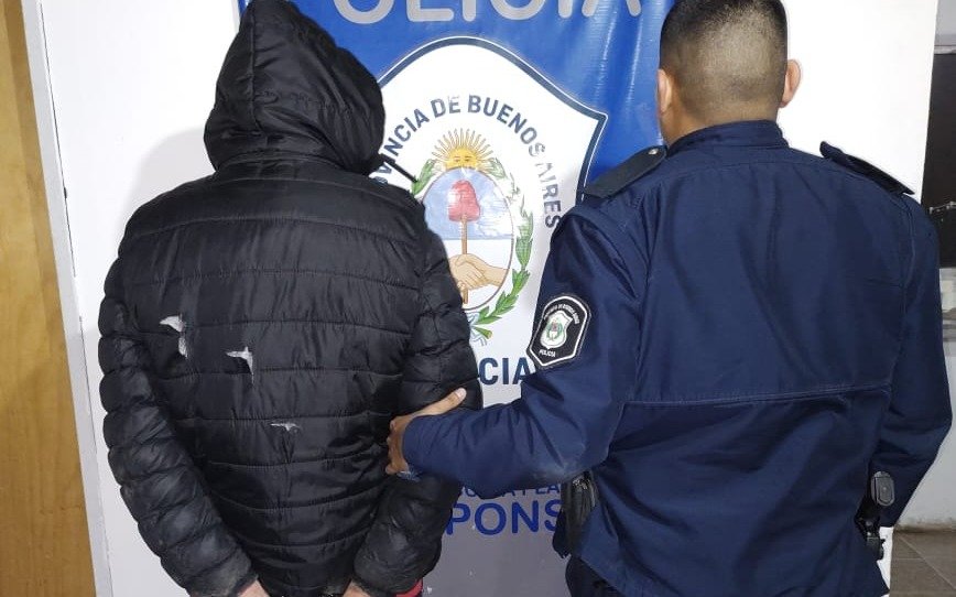 Le robó a un taxista, fugó su auto pero terminó preso
