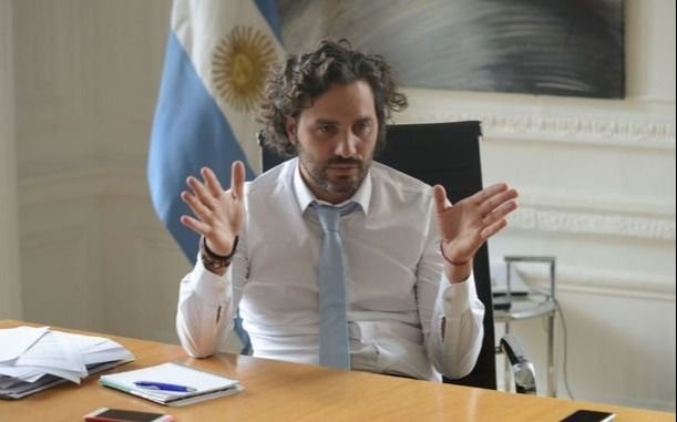 Cafiero habló de las visitas a Olivos y repudió los dichos "de odio y misoginia" contra Flor Peña