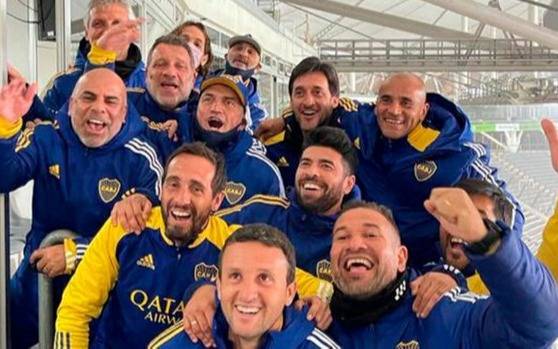 A Boca y River no les faltaron "hinchas-allegados" en La Plata