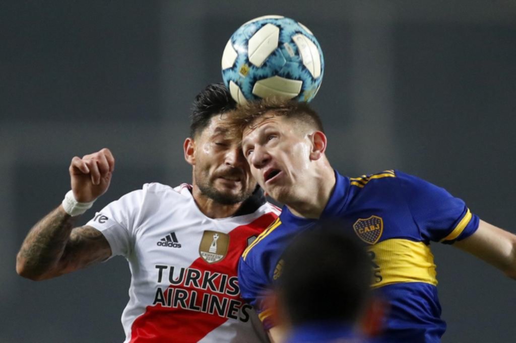 Boca, que juega sin número 9 y no generó situaciones de gol, se llevó el premio que necesitaba