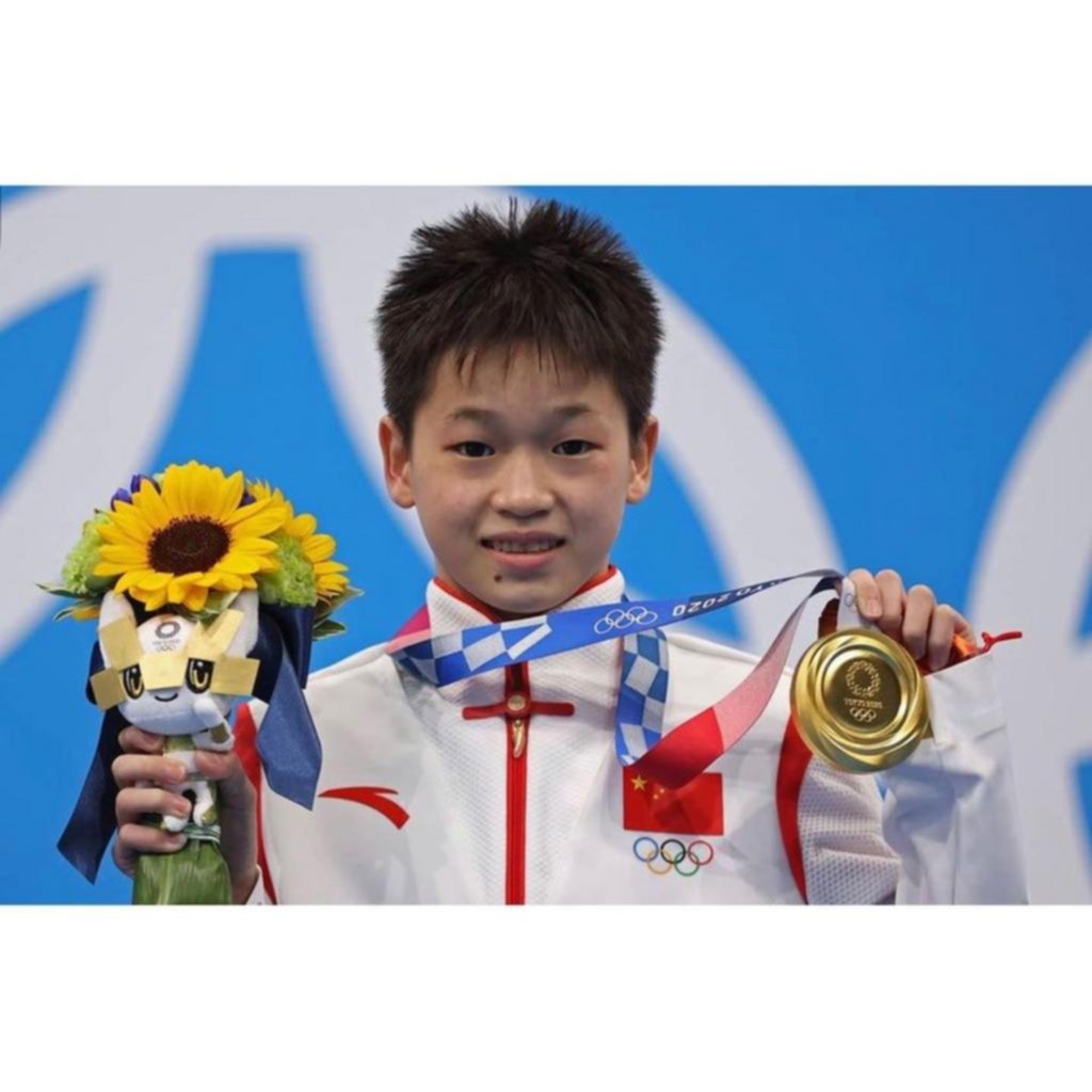 Atleta china de 14 años, la reina de la perfección