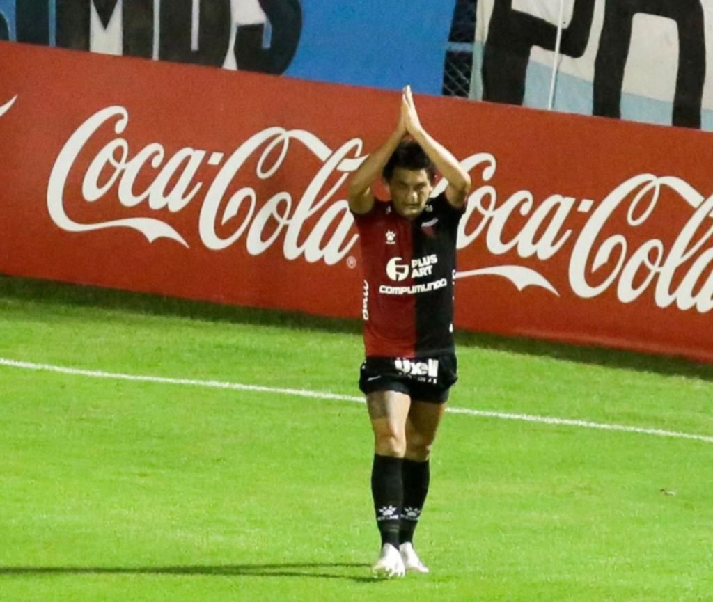 La única vez que el Pulga estuvo en cancha contra su ex equipo, le ganó y le marcó