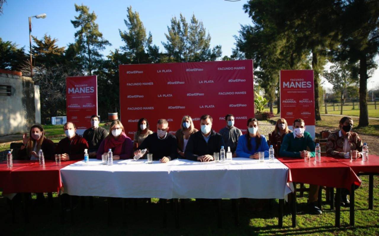 Presentan a los candidatos platenses de la UCR