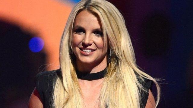 Va por todo: el abogado de Britney pidió la “suspensión inmediata” de la tutela de su padre