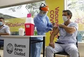 No descartan una nueva normativa que favorezca a los que decidieron vacunarse