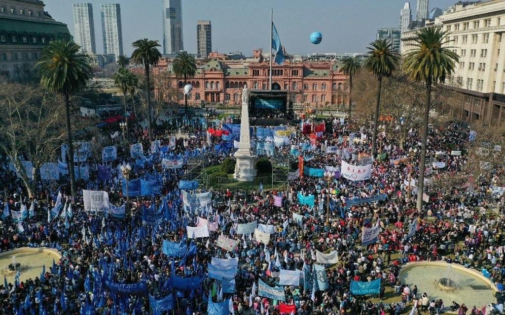 Organizaciones sociales pidieron un “salario básico universal”
