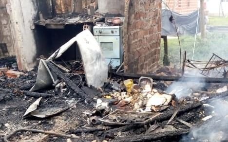 Voraz incendio dejo a una familia en la calle
