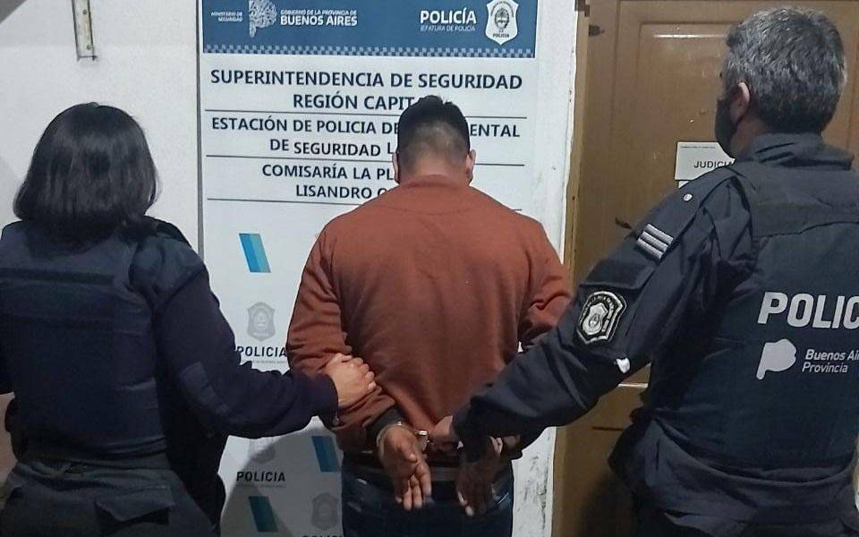 Golpeó a su mujer y a su cuñada tras una discusión en Olmos: terminó preso
