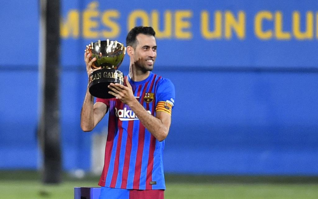 El post Messi arrancó con un triunfo y un trofeo