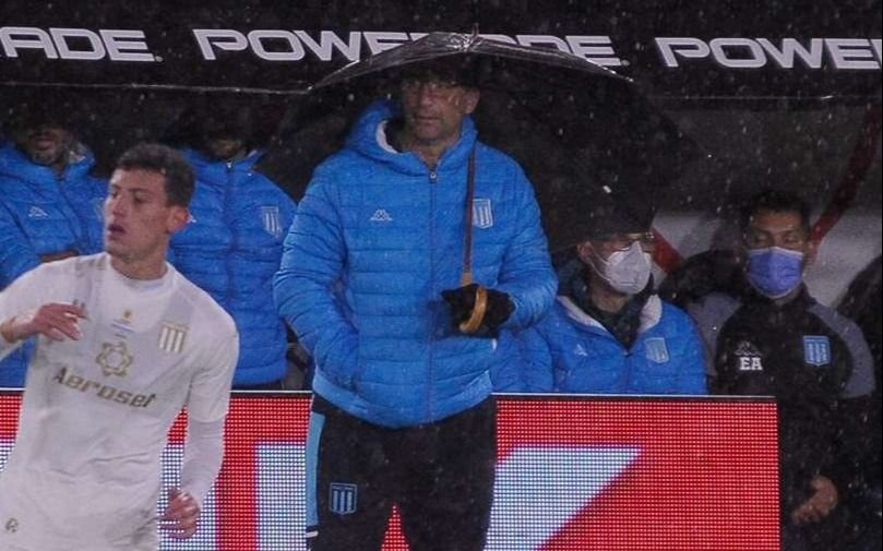 Tras perder el clásico, Pizzi dejó de ser el técnico de Racing