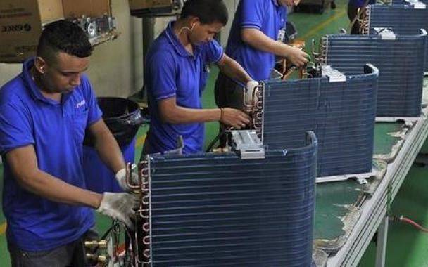 Empleo industrial creció en mayo 2,9% interanual y cotejo mensual se desaceleró por segunda ola