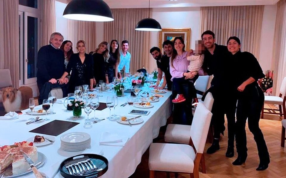 Festejos y foto en Olivos: la oposición evalúa un pedido de juicio político a Alberto Fernández