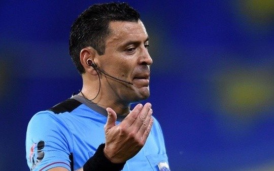 El chileno Roberto Tobar dirigirá la revancha de River ante Mineiro en Brasil