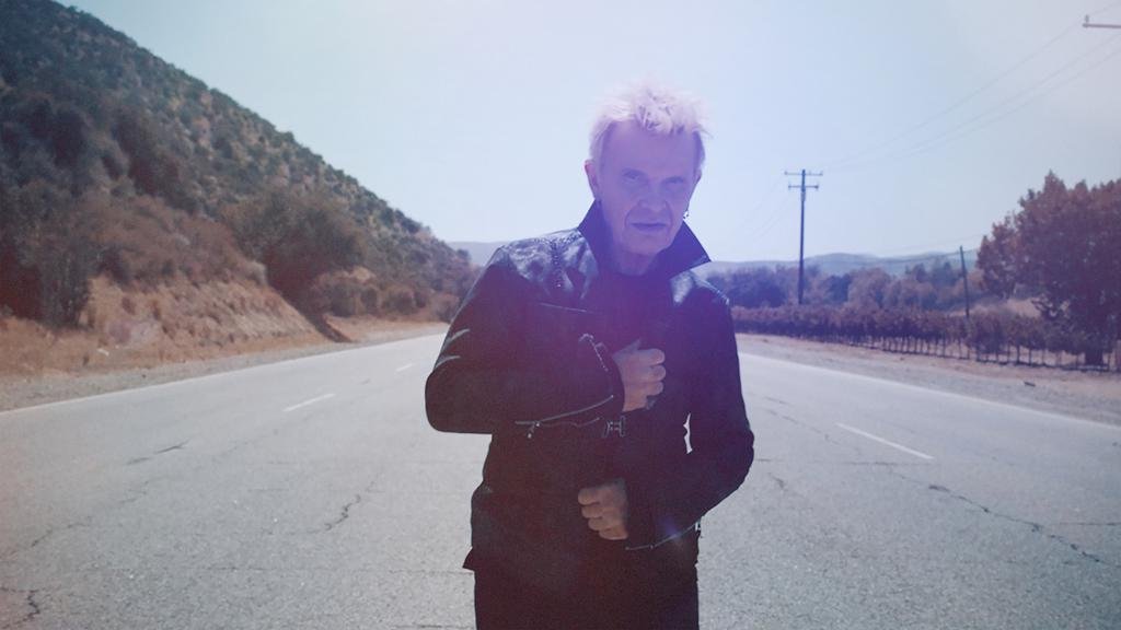 “The Roadside”, el EP creado en pandemia con el que Billy Idol regresa a las bateas