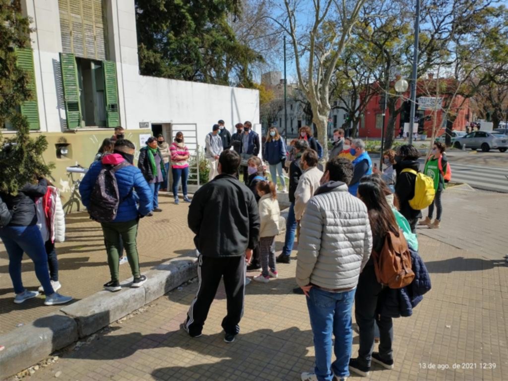 La Secundaria 70 retoma el reclamo por el postergado sueño de un edificio propio