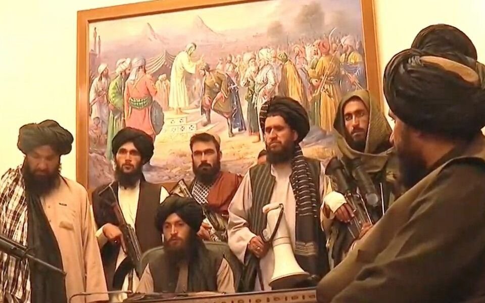 Afganistán: los talibanes toman el palacio presidencial en Kabul y el presidente Ashraf Ghani dejó el país