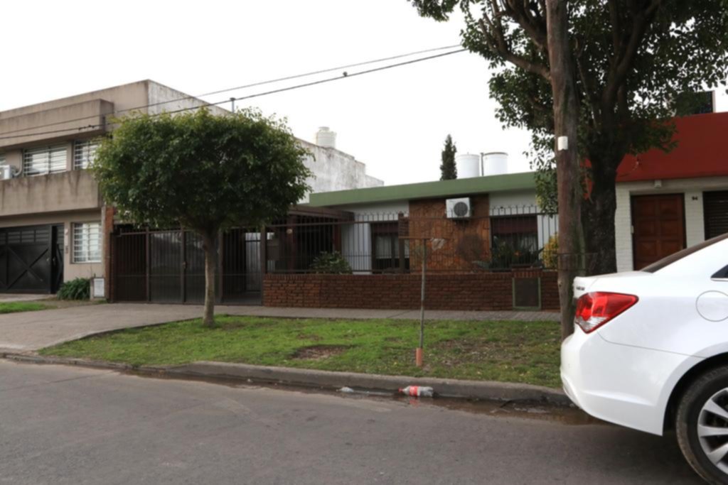 Ladrón “amable”: la cuidó del frío, pero le robó 400 mil pesos