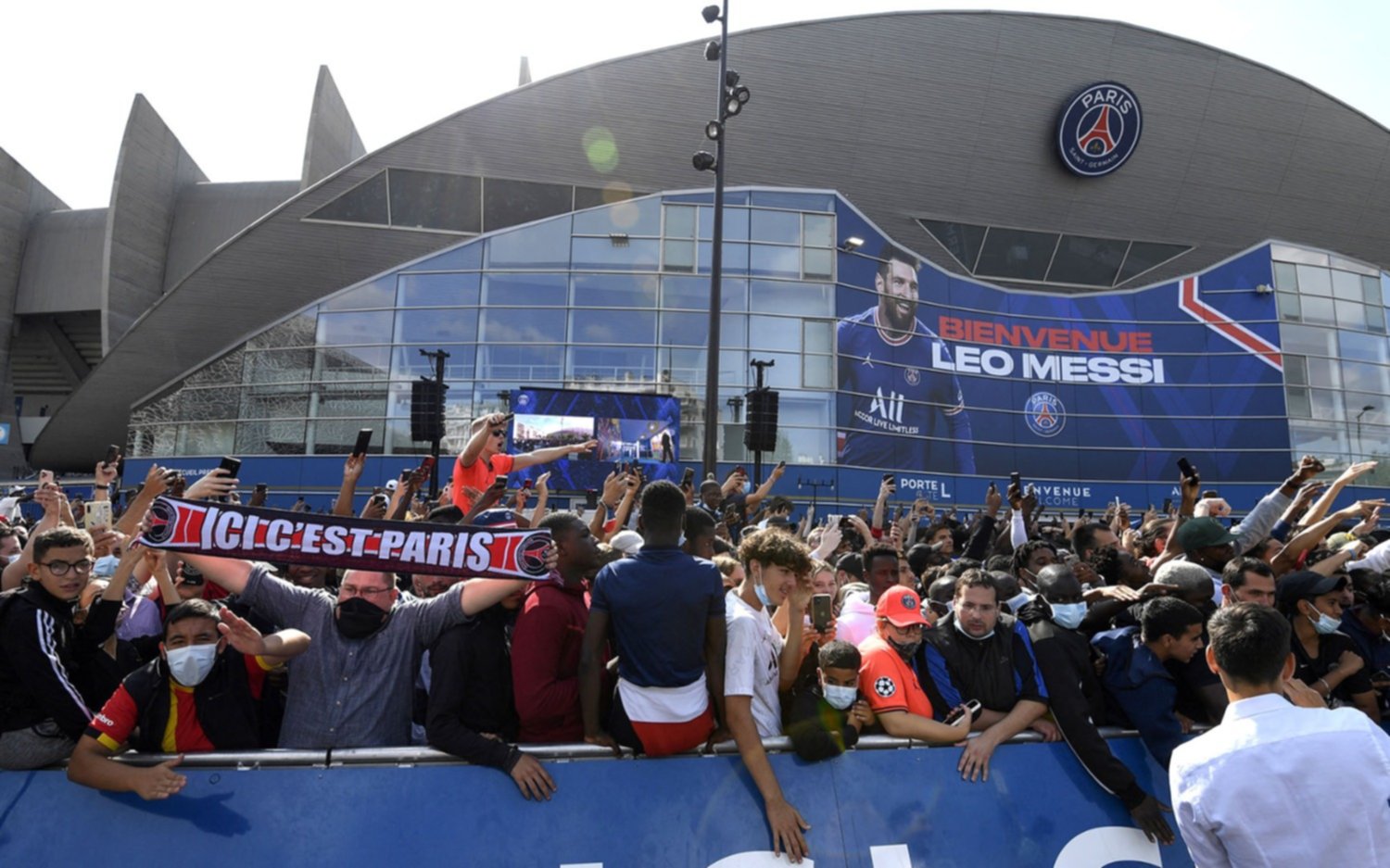 Furor sin fin por Messi: explota la reventa de entradas  en el PSG y se desata la polémica 