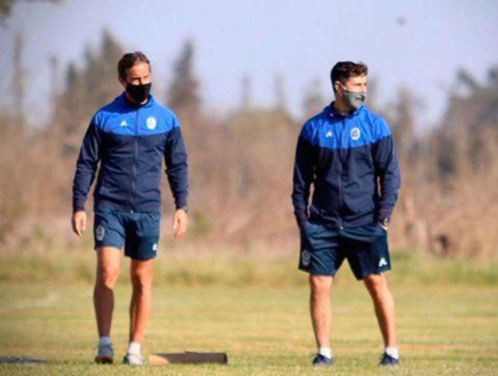 La dupla rearma un once que respalde su ciclo frente a River