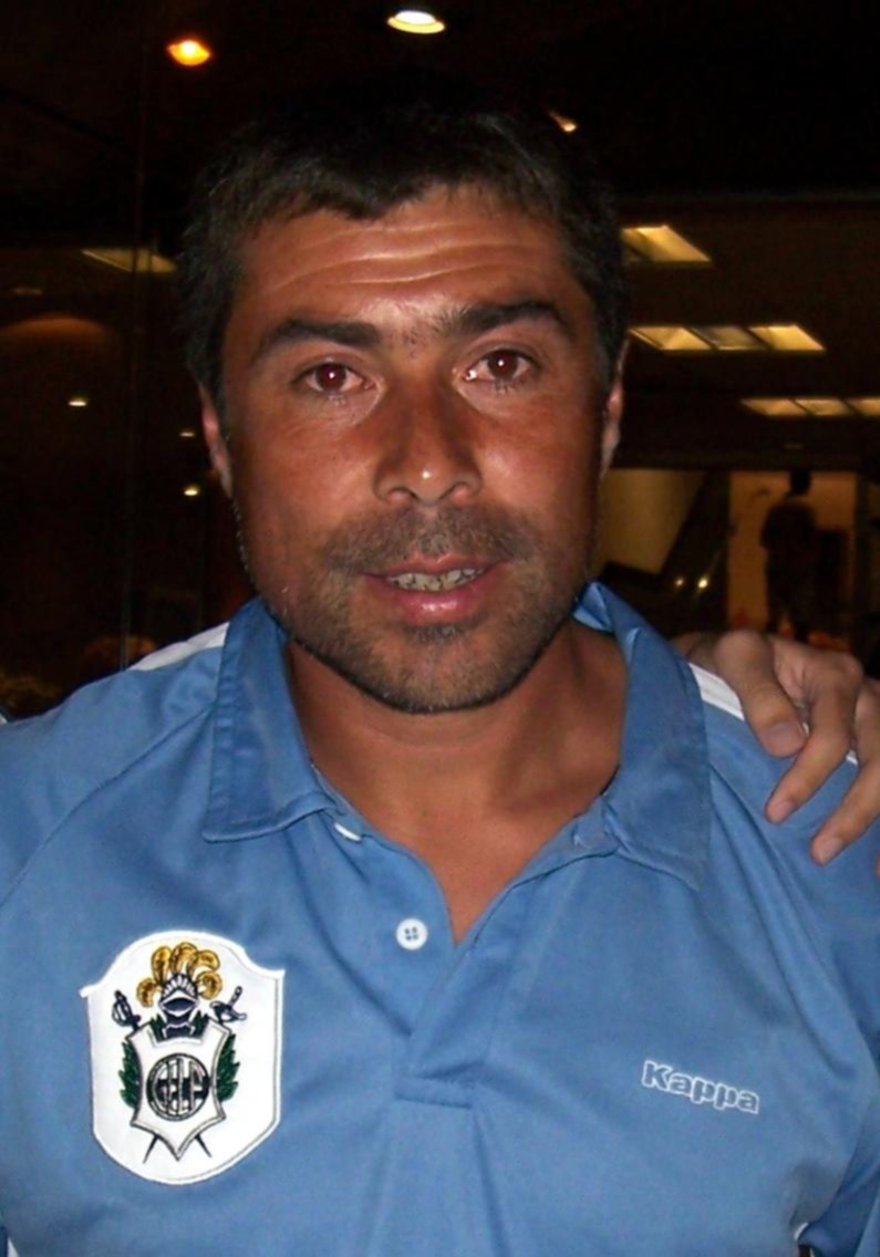 Los juveniles se miden frente a Huracán