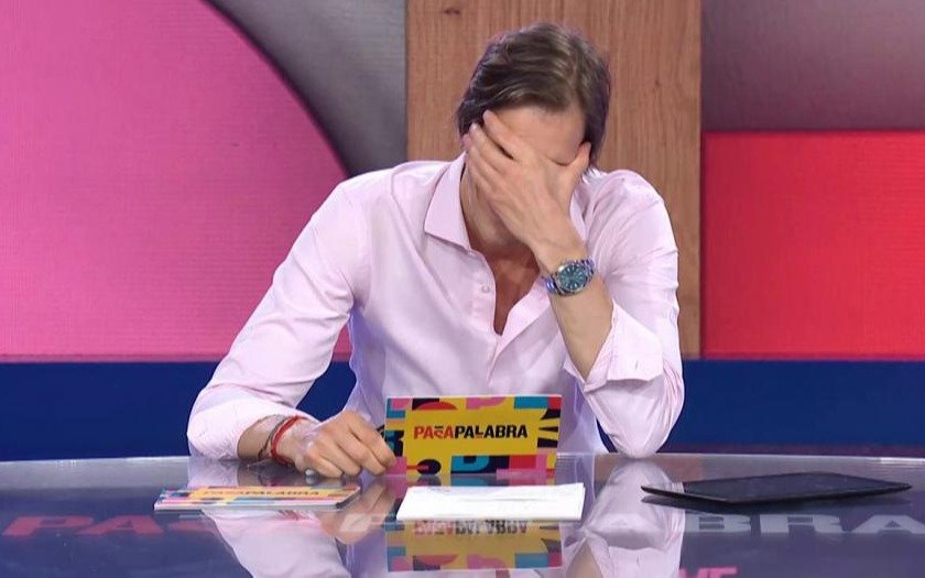 El enojo de Iván de Pineda en Pasapalabra: abandonó el estudio en vivo diciendo "apagá todo"