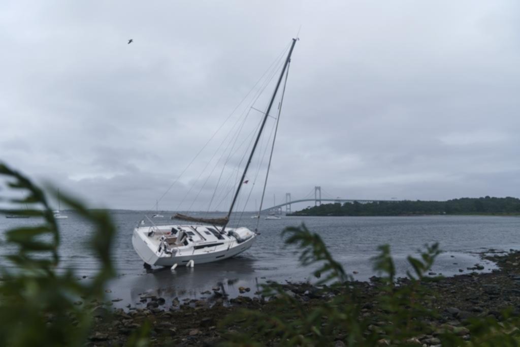 Alerta huracán en EE UU: Henri tocó tierra en la costa este