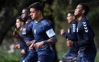 Gimnasia: sin el apoyo dirigencial, la dupla técnica ya arma el equipo para jugar con Lanús