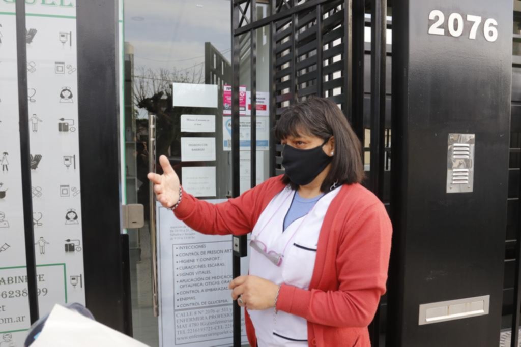Fue de visita y se tiroteó con 2 ladrones
