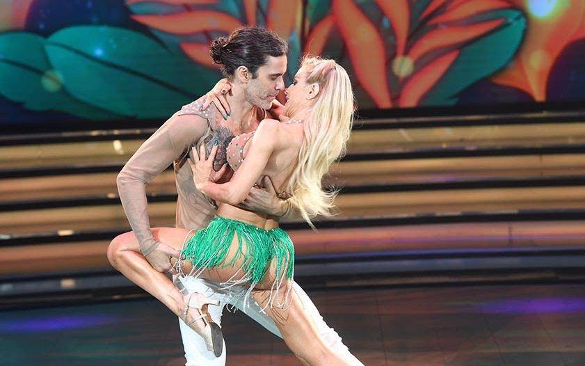 Tras la fogosa salsa, ¿qué pasa entre Salazar y Martínez?