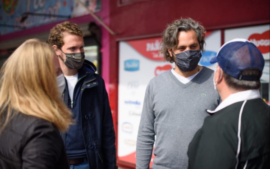 Cafiero recorrió San Isidro y dialogó con comerciantes y vecinos