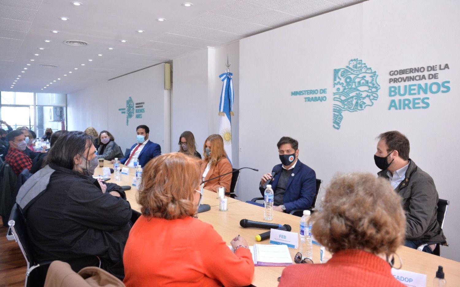 Paritaria docente: los gremios aceptaron el aumento del 45,5%