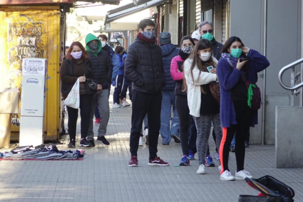 Unas 5 horas de trabajo para pagar impuestos