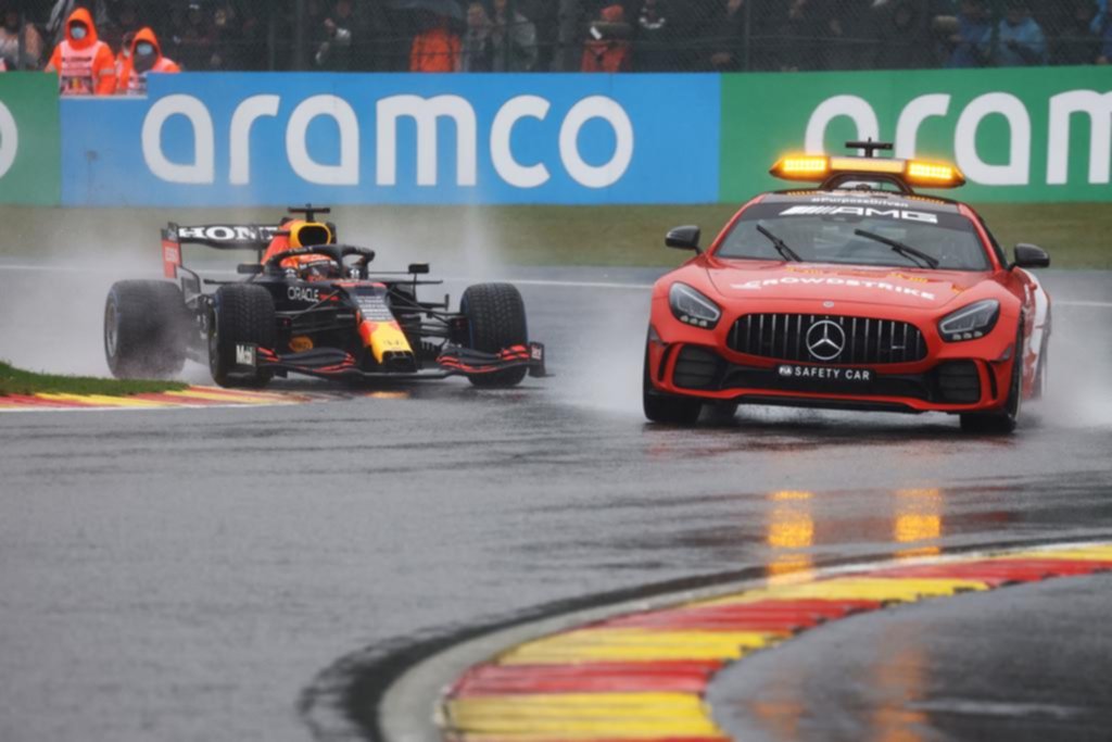 Verstappen ganador de la carrera menos pensada