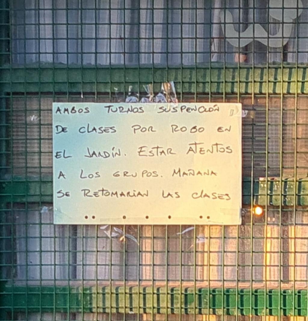 Un Jardín y una Escuela, las nuevas víctimas del saqueo y el vandalismo