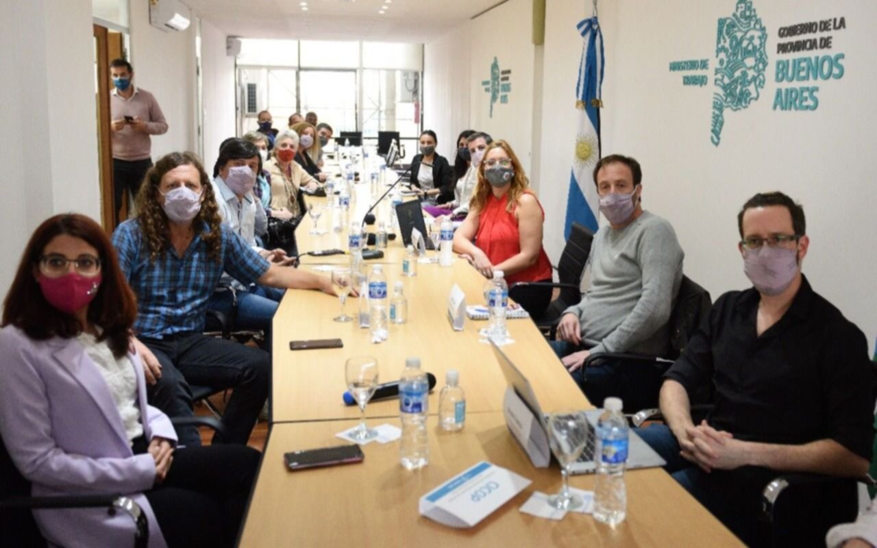 Paritarias: la Provincia ofreció 45% de aumento a trabajadores estatales