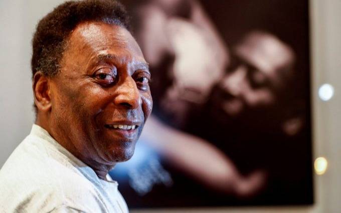 Pelé: "No me desmayé y estoy muy bien de salud"