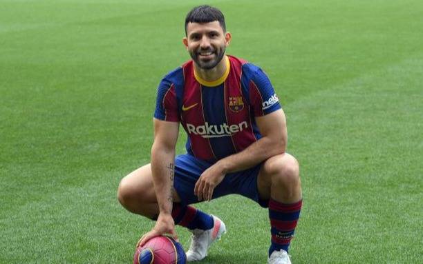 El "Kun" Agüero fue inscripto en Barcelona y quedó habilitado para debutar