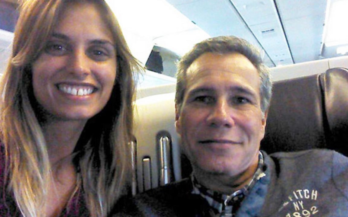 Procesaron a Leandro Santos por amenazar a la modelo que viajó con Nisman a Cancún