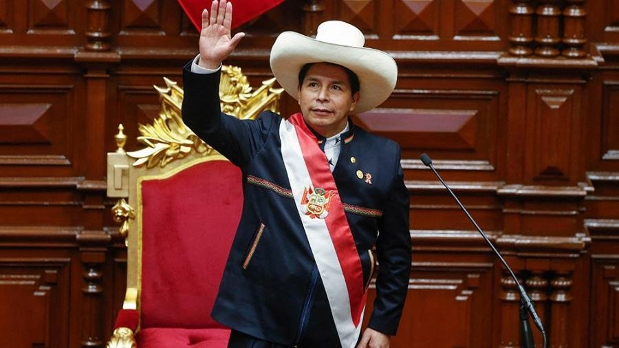 Pedro Castillo, otra vez en la cuerda floja en Perú