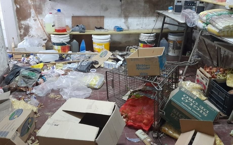 "Rompieron todo": robos y destrozos en otra escuela de La Plata