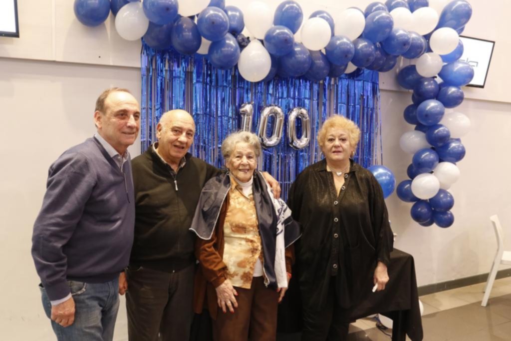 “Coca” cumplió los 100 y se alista en la “revolución mundial de la longevidad”