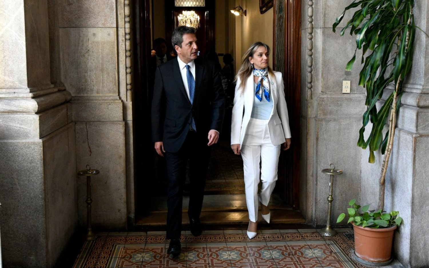 Las medidas que prepara Massa y que comenzarán a anunciarse desde mañana
