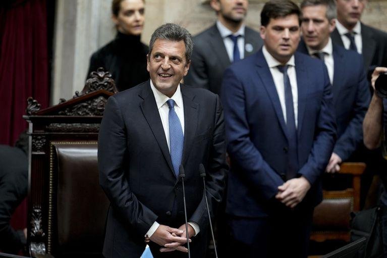 Asume Massa en Economía y anuncia medidas con eje en el gasto público, dólar, inflación y FMI