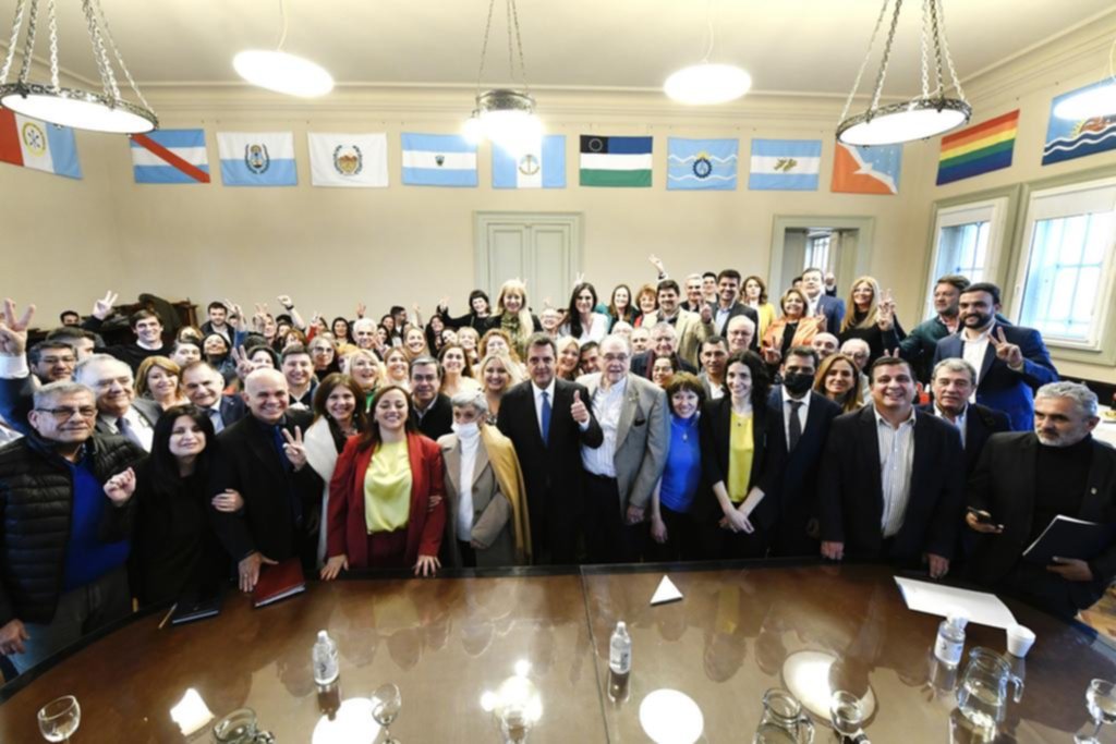 En la despedida de Massa, la oposición asimiló su salida a la “debilidad institucional” del Gobierno