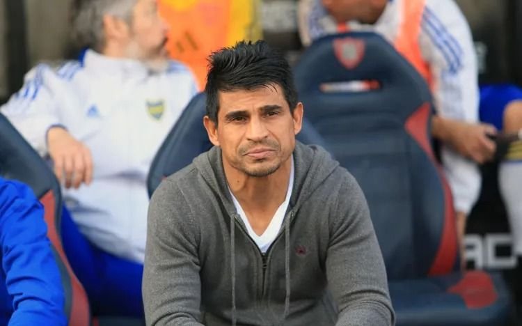 Ibarra habló de Cavani, que negocia con Boca: "Es un excelente delantero con una gran carrera internacional"