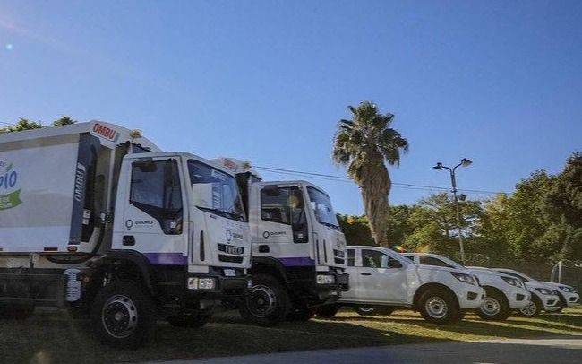 Cuatro camiones y cuatro camionetas para Recolección