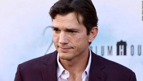 Ashton Kutcher estuvo al borde de la ceguera a causa de una rara enfermedad