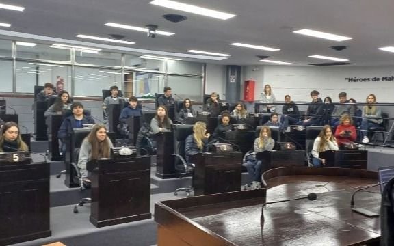 El Colegio Nazareth visitó el HCD de Quilmes